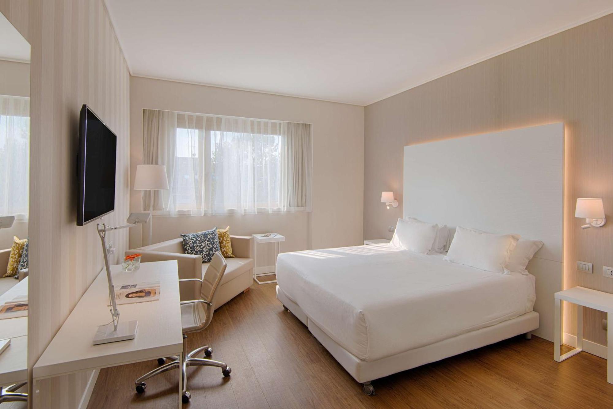 Staying in Turin Historic Centre: 6 Central Hotels Compared
