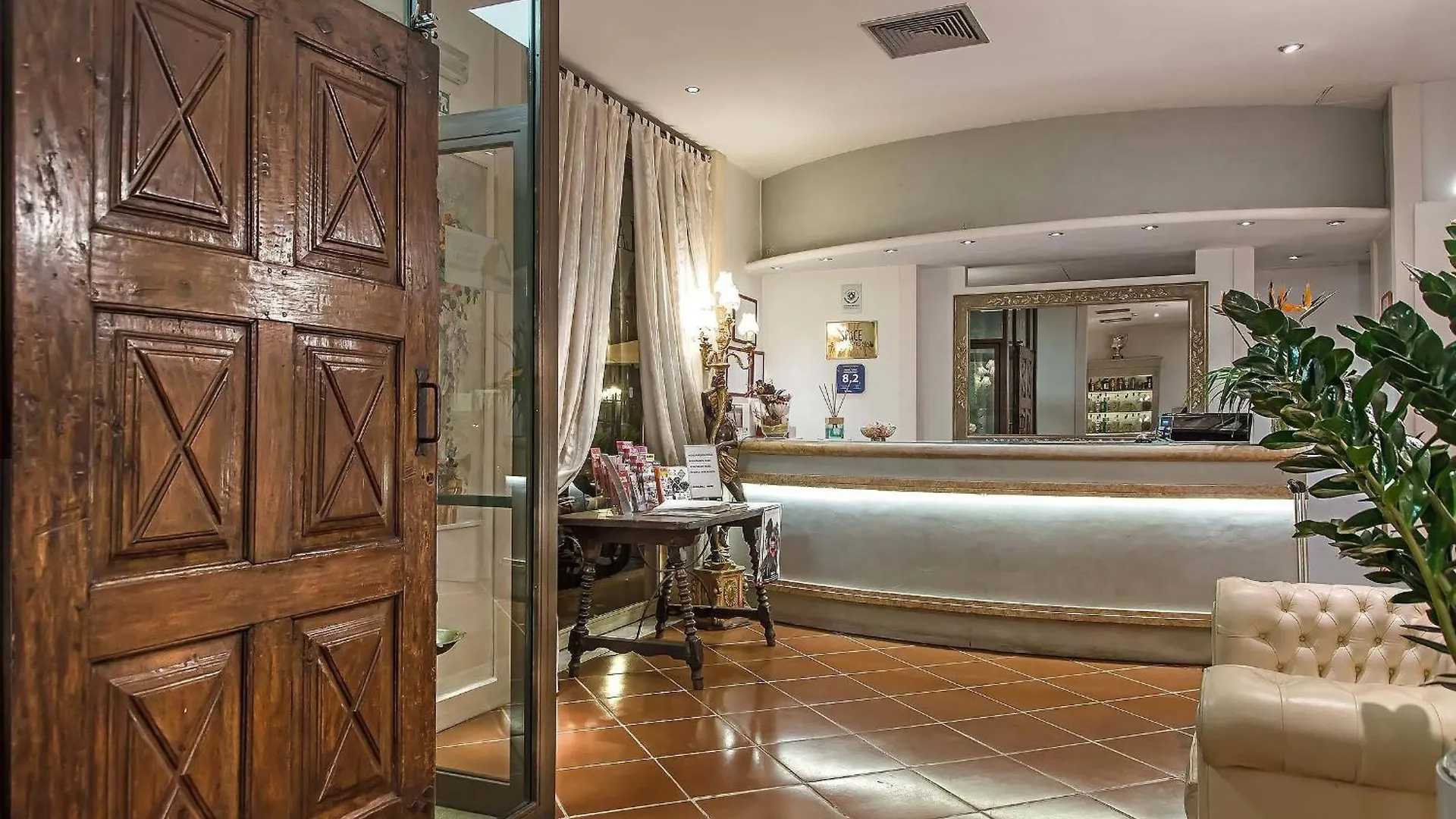 4 Historical Hotels in Florence Historic Centre Worth Booking