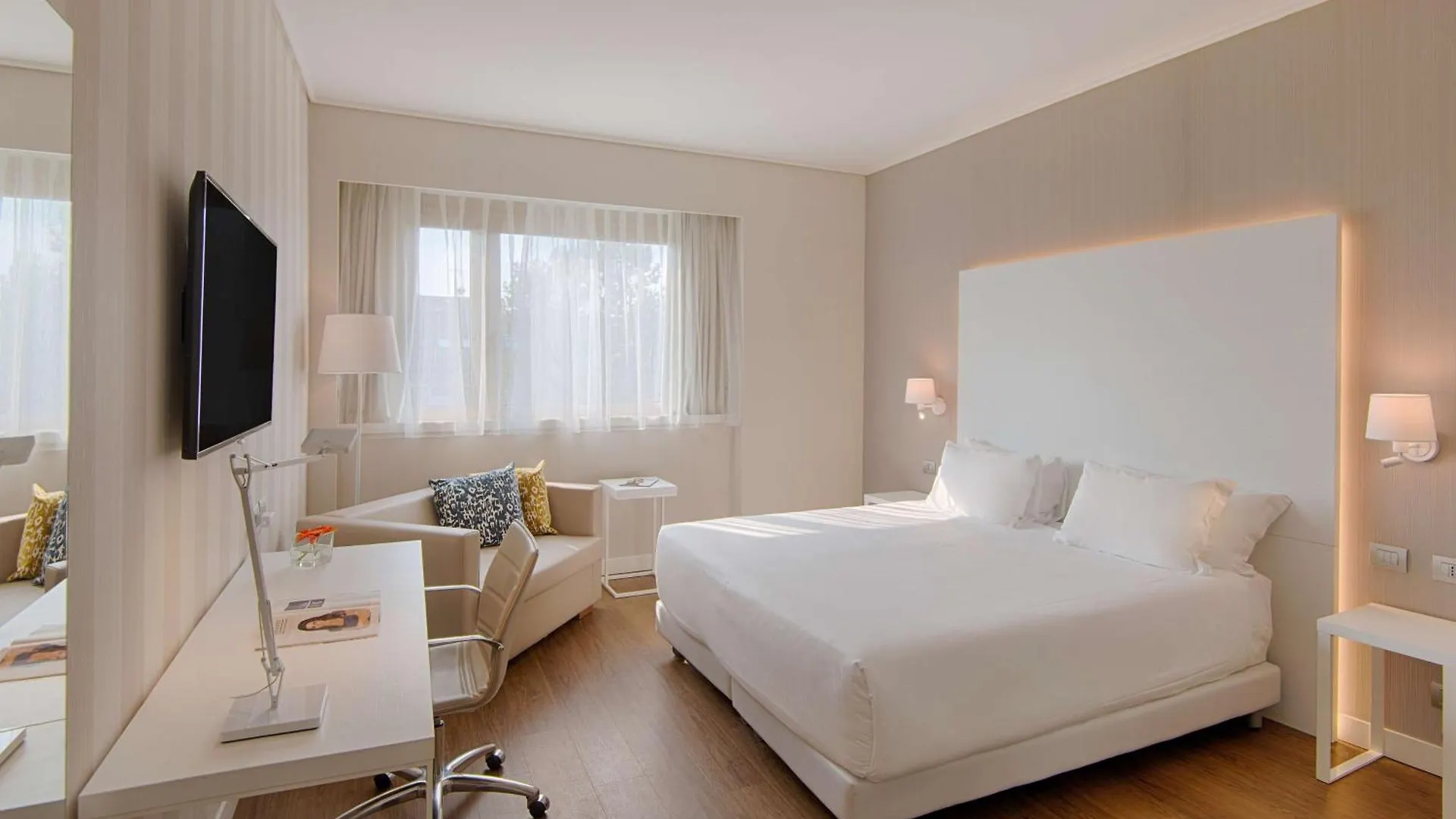 Staying in Turin Historic Centre: 6 Central Hotels Compared